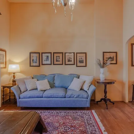 Gothic By Wonderful Italy Apartment